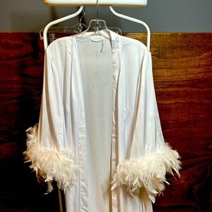 Monika blank robe with feathers - never been worn